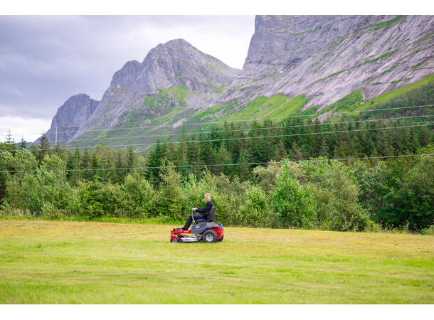Cramer 82ZT107 82V Plentraktor Demokjørt Zero Turn Plentraktor 107cm 