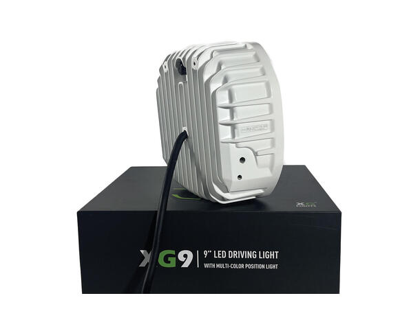 XG9 LED Driving Light White Multicolor Parklys Hvit, Gul og Grønn. 