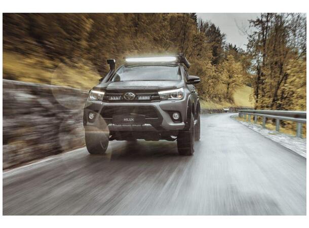 Lazer grillbrakett Toyota Hilux (2017+)(Triple-R) 