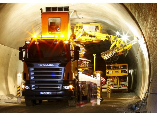 Lumen Alert 120cm LED varsellysbjelke LED varselbjelke med høy effekt og 360° 