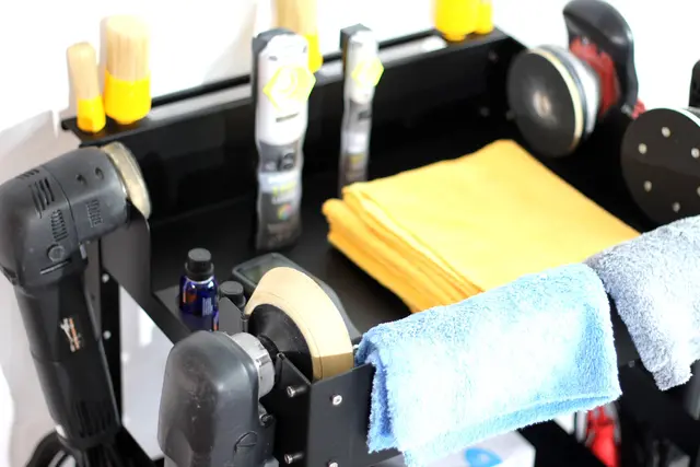 Poka Premium Pro detailervogn Tralle med 3 hyller 