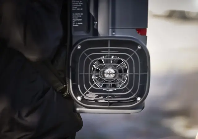 Cramer 82B1300 82V backpack løvblåser Profesjonell Inkl Batt/lader 