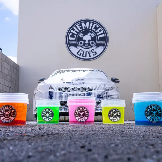 Chemical Guys Ultra Clear Bucket Kraftig vaskebøtte på hele 14.5L 