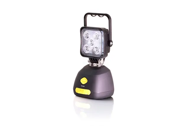 Lumen Workforce B15 LED arbeidslys Mobilt arbeidslys med magnetfeste 