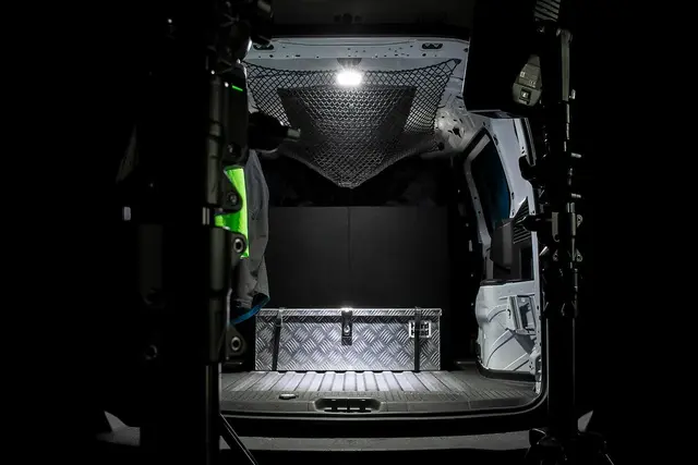 Lumen Workforce B15 LED arbeidslys Mobilt arbeidslys med magnetfeste 