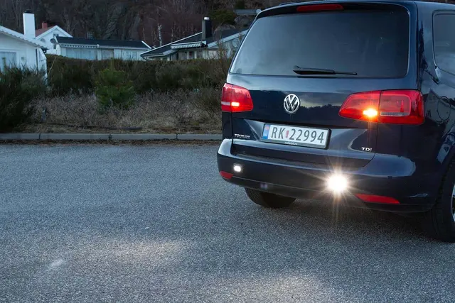 Lumen Workforce SL3  LED arbeidslys Kraftig, innfelbart og LED ryggelys. 