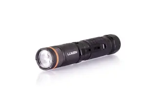 Lumen Discovery L50 LED lommelykt med UV Knallgod og funksjonell lommelykt med UV