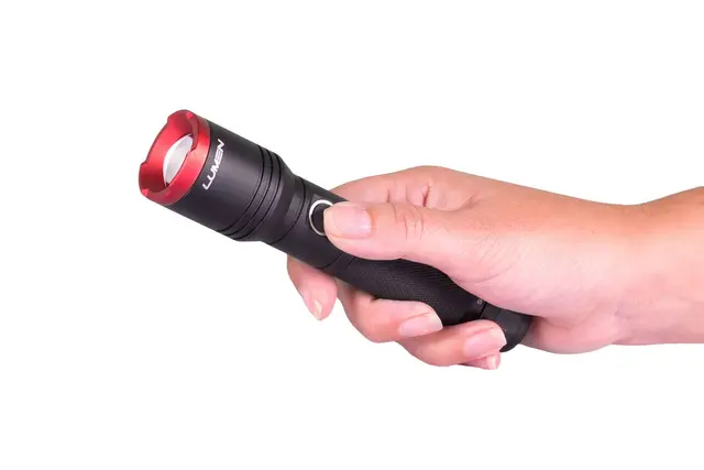 Lumen Discovery L10 LED lommelykt Kraftig og kompakt lommelykt 