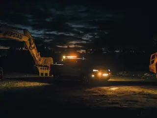Lumen Alert Advanced 142 cm oransje Helt unik LED varsellysbjelke