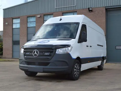 Lazer grillbrakett Mercedes-Benz Sprinter 2018+ (Triple-R)