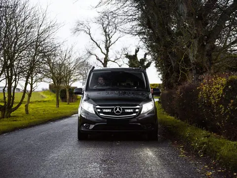 Lazer grillbrakett Mercedes Vito (2014+)(Triple-R)