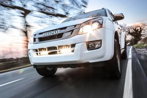 Lazer grillkit Isuzu D-Max 2021+ (Linear 6). Innfelt og skjult