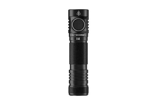 Nitecore E4K LED lommelykt Kraftig liten LED lommelykt - 4400 lumen 