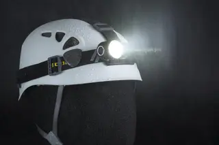 Nitecore HC35 LED hodelykt Kraftig hodelykt - 2700 lumen - lading!