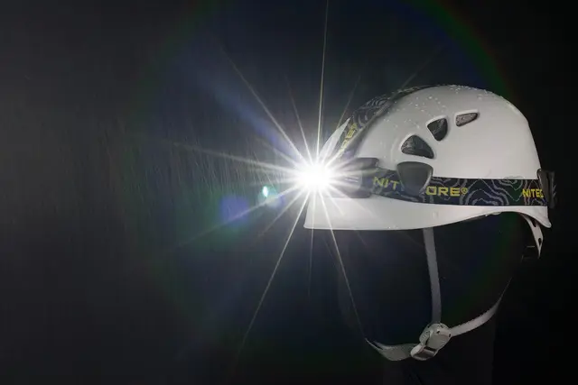 Nitecore HC60 LED hodelykt Kraftig bestselger med USB-lading! 
