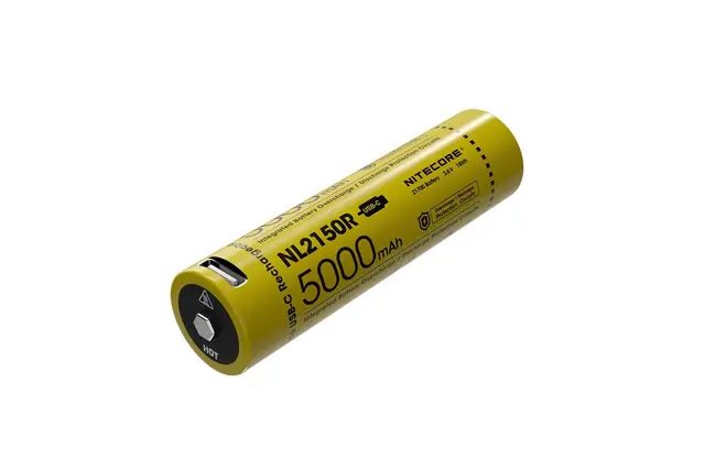 Nitecore P30 LED lommelykt Kraftig LED lommelykt med 618m 