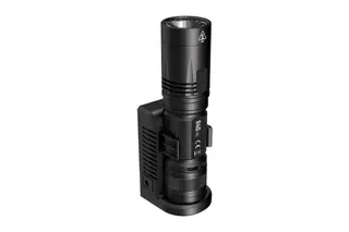 Nitecore R40 LED lommelykt Liten og kraftig led lommelykt - lading!