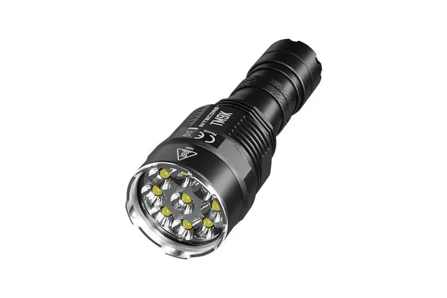 Nitecore TM9K LED lommelykt Kraftig liten LED lommelykt - 9500 lumen 