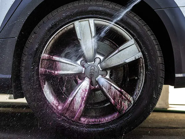 Meguiars Ultimate Wheel Cleaner Syrefri felgrens, 709ml 
