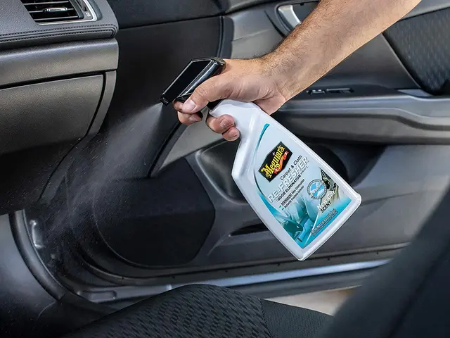 Meguiars Carpet & Fabric Re-Fresher Fjerner vond lukt på alle tekstiler 