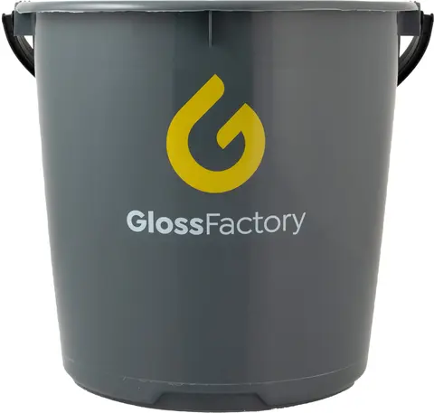 Gloss Factory B&#248;tte av resirkulert plast 10L, stabil b&#248;tte med hank