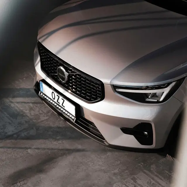 OZZ LP1 Fjernlys LED-bar m/skiltholder Sort 