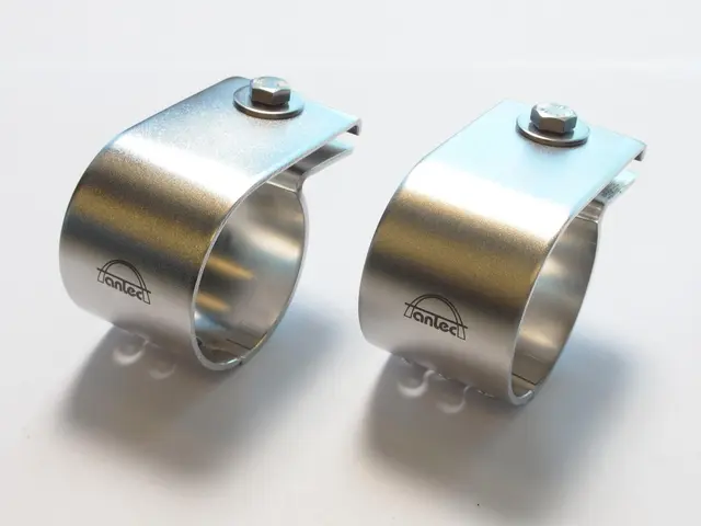 Antec Lyktefester 42mm Elektropolert syrefast stål. Par. 