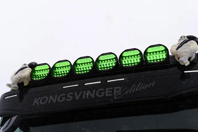 Lazer Sentinel 9 "Limited Green" Grønt og hvitt parklys 17020 Lumen. 