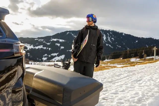 Thule Arcos Box M Medium bagasjeboks med hardt skall 