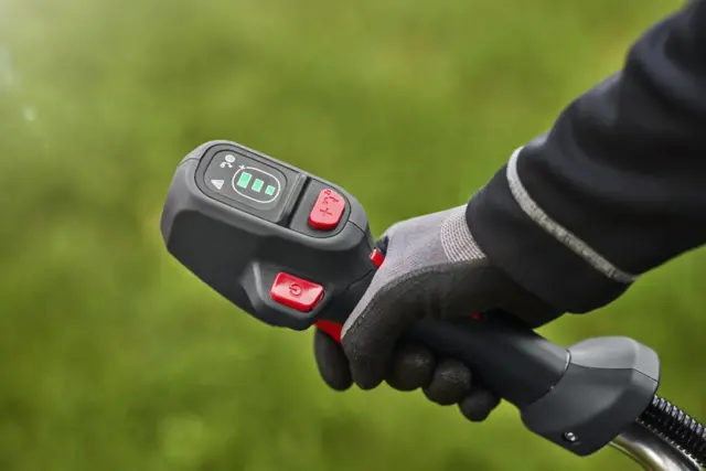 Cramer Optimus TB20H gresstrimmer Råsterk batteridrevet ryddesag og gresst 