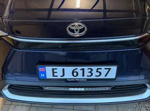 Lazer Grillkit med Glide 18 Elite Toyota BZ4X - Komplett pakke