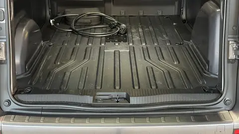 Bakfangerbeskytter med teip Citan / Kangoo 2022+