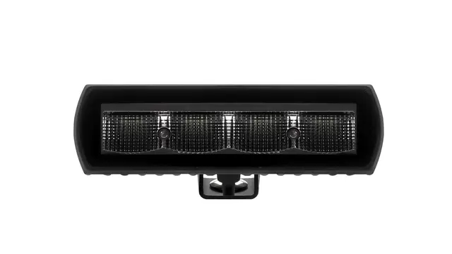BRT Slim Black 30 LED Godkjent ryggelys - 3200Lm. 140x40x61mm. 