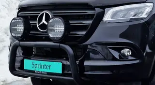 Frontb&#248;yle med Lazer Sentinel 9 ELITE Mercedes Sprinter W907 2018+