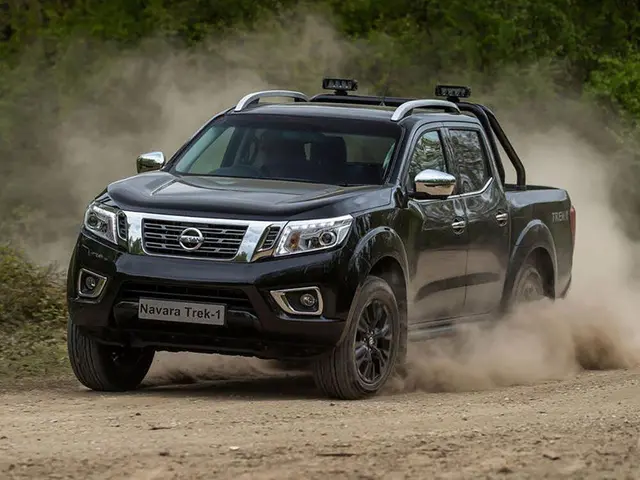 Lazer Triple-R 750 Beacon med Varsellys - 5400 Lumen. 