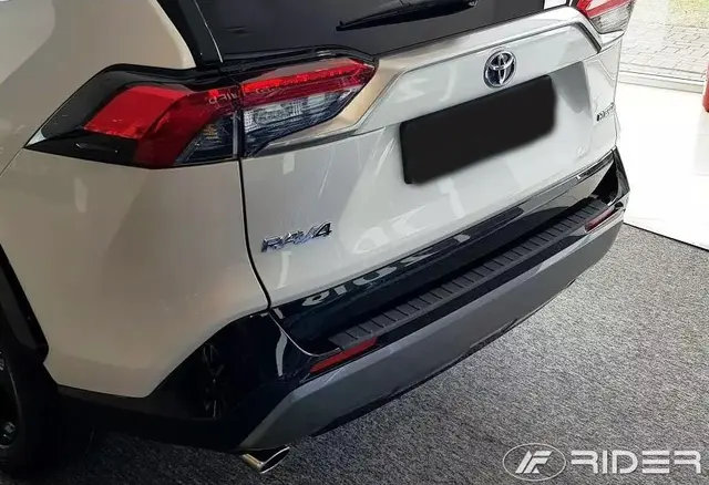 Rider Bakfangerbeskytter RAV4 2019+ - Plast m/lim 