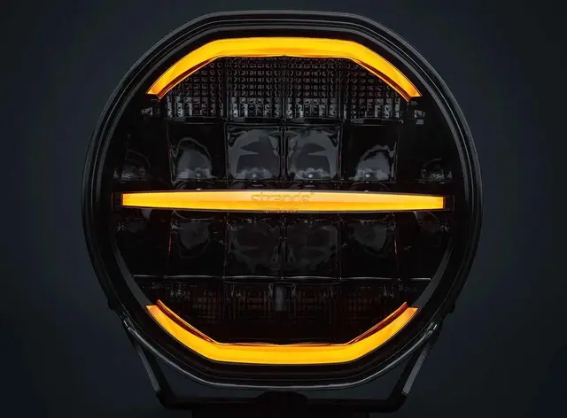 Strands NUUK D-LINE 9" Sort. 9 tommer 18000 Lumen 