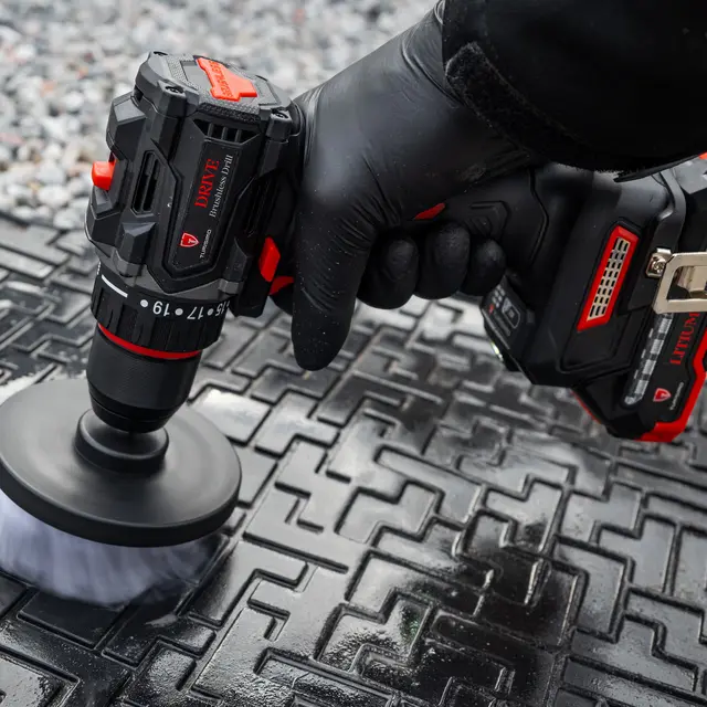 Turisimo DRIVE 20V Ergonomisk børsteløs drill 