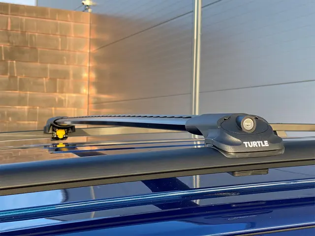 Turtle® Air 1 Lasteholdere til takrails Partner / Berlingo / Combo / Proace City 