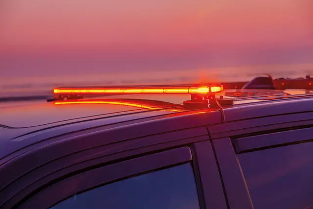 Strands Varselpakke 130 med klemmer 1382mm bjelke. Dørklemmer, bryter. 