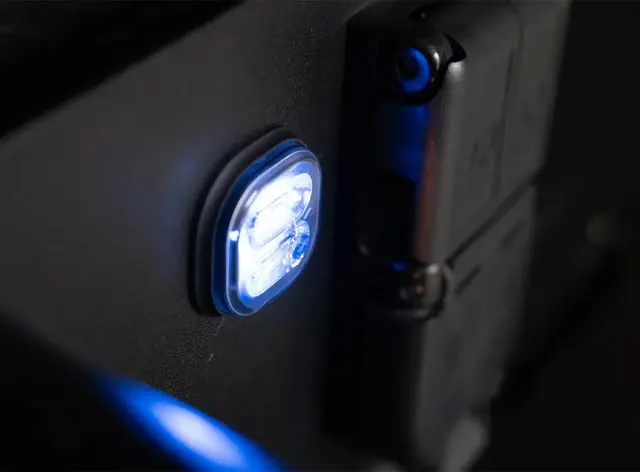 Whelen® VXE Smart Led 10-30V Innfellbar Duo Steady Gul/Hvit (Sotet) 