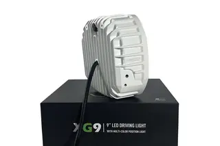 XG9 LED Driving Light White Multicolor Parklys Hvit, Gul og Gr&#248;nn.