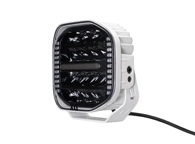 XG Curve 9 LED Driving Light White - Med varsellys. 18400 Lumen 