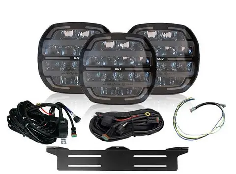 XG lyspakke med 3x XG7 Med skiltplate og kabelsett.